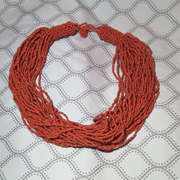 Jewelry - Beaded necklace